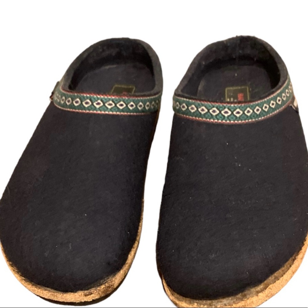 Harflinger navy wool corkscrew slide/slippers size 11 (42)